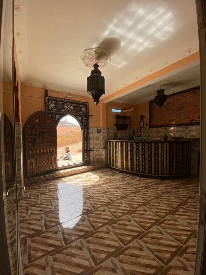 Dar Ilyana Hotel Ait Tiourhza Bagian luar foto