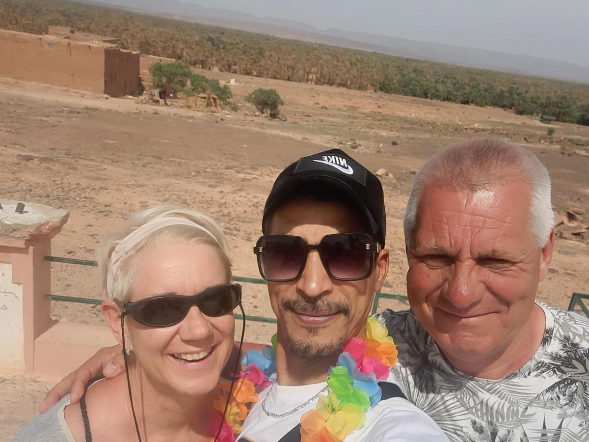 Dar Ilyana Hotel Ait Tiourhza Bagian luar foto