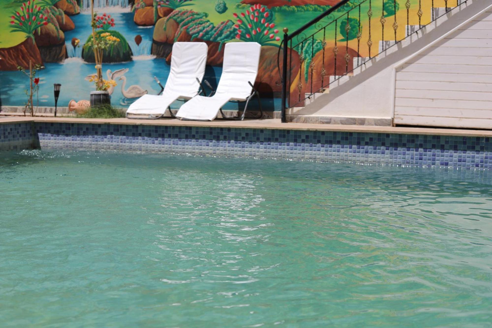 Dar Ilyana Hotel Ait Tiourhza Bagian luar foto